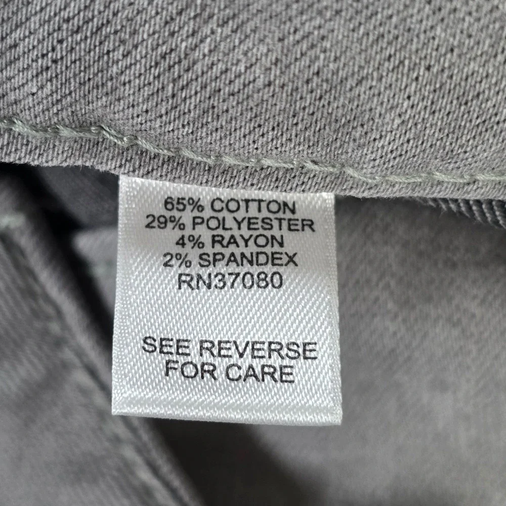 Versona Modern High Rise Jeans Women's‎ Size 8 Gray Stretch Straight Leg Raw Hem